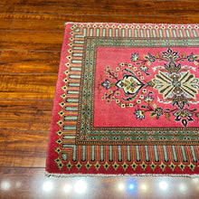 1950 PERSIAN KASHAN RUG 2’ 4” x 3’ 2” (SMA.135)