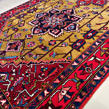 1960 PERSIAN HERIZ RUG 4’ 4” x 14’ (RUN.FEA.1492)