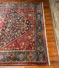 1950 PERSIAN ZANJAN RUG 4’ 7” x 6’ 10” (MED.82)