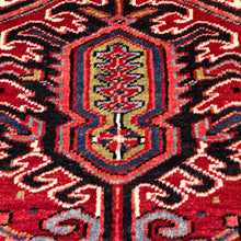 1950 PERSIAN HERIZ RUG 7’ 11” x 10’ 10” (LARG.FEA.42)