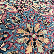 1900 DOROKHSH RUG 4’ 7” x 7’ 2” (MED.FEA.213)