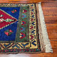 1940 TURKISH SIVAS RUG 1’ 10” x 3’ 8” (SMA.201)