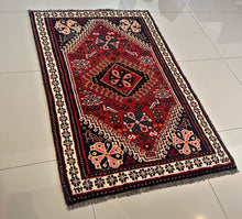 1950 SHIRAZ RUG 3’ x 4’ 9” (MED.279)