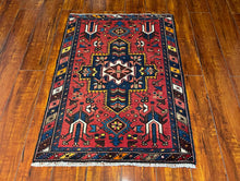 1950 PERSIAN HERIZ RUG 2’ x 3’ (SMAL.FEA.5203)