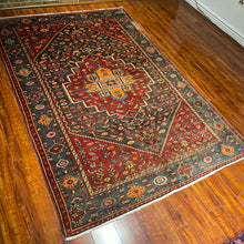 1950 PERSIAN ZANJAN RUG 4’ 7” x 6’ 10” (MED.82)