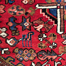 1950 PERSIAN HERIZ RUG 6’ 11” x 10’ 2” (LARG.FEA.60)