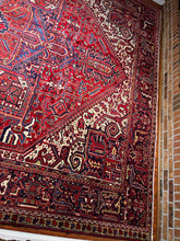 1950 PERSIAN HERIZ RUG 10’ 6” x 13’ 2” (LARG.FEA.192)