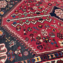 1950 SHIRAZ RUG 3’ 4” x 5’ 3” (MED.283)