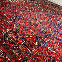 1950 PERSIAN HERIZ RUG 10’ 6” x 13’ 2” (LARG.FEA.192)