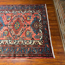 1930 PERSIAN ZANJAN RUG 4’ 4” x 6’ 7” (MED.FEA.53)