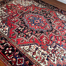 1950 PERSIAN HERIZ RUG 7’ 1” x 9’ (LARG.62)