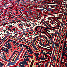 1950 PERSIAN HERIZ RUG 10’ 6” x 13’ 2” (LARG.FEA.192)