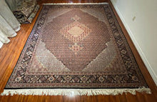 1970 PERSIAN TABRIZ RUG 8’ 8” x 10’ 7” (LAR.FEA.1144)