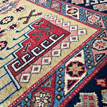 1970 TURKISH RUG 5’ 10” x 6’ 2” (LAR.300)