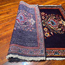 1950 PERSIAN KASHAN RUG 2’ 5” x 2’ 11” (SMA.1319)