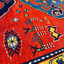 1930 CAUCASIAN SHIRVAN RUG 4’ 4” x 6’ 7” (MED.FEA.275)