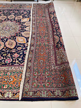 1970 PERSIAN TABRIZ RUG 9’ 9” x 12’ 11” (LAR.FEA.464)