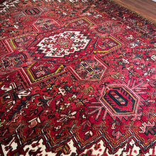 1950 PERSIAN HERIZ RUG 7’ 10” x 11’ (LARG.59)