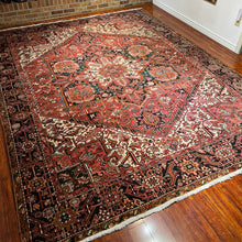 1950 PERSIAN HERIZ RUG 8’ 8” x 11’ 4” (LARG.32)