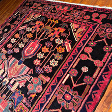 1940 PERSIAN NAHAVAND RUG 4’ 8” x 7’ 1” (MED.79)