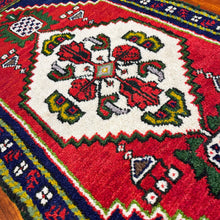 1940 TURKISH SIVAS RUG 1’ 8” x 3’ 7” (SMA.205)