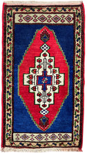 1940 TURKISH SIVAS RUG 1’ 9” x 3’ 3” (SMA.204)