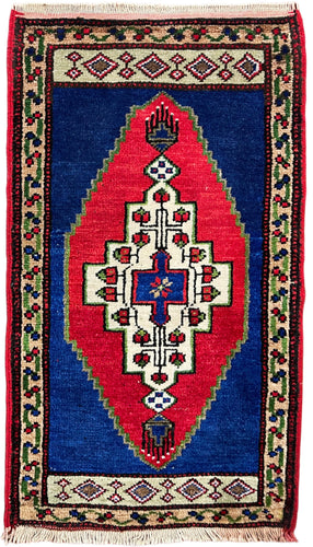 1940 TURKISH SIVAS RUG 1’ 9” x 3’ 3” (SMA.204)