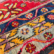 1950 PERSIAN SARAB RUG 3’ x 9’ 6” (RUN.FEA.175)