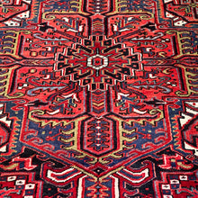 1950 PERSIAN HERIZ RUG 7’ 11” x 10’ 10” (LARG.FEA.42)