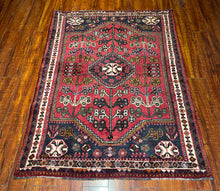 1950 PERSIAN SHIRAZ RUG 3’ 4” x 4’ 9” (MED.269)