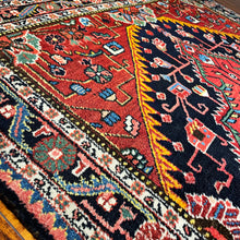 1950 TUISERKAN RUG 4’ 6” x 6’ 7” (MED.FEA.236)