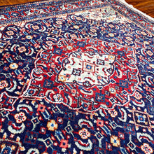 1950 PERSIAN SAROUK RUG 2’ 3” x 2’ 7” (SMA.18)