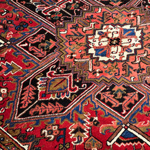 1950 PERSIAN HERIZ RUG 6’ 11” x 10’ 2” (LARG.FEA.60)