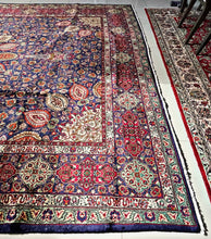 1970 PERSIAN TABRIZ RUG 9’ 9” x 12’ 11” (LAR.FEA.464)