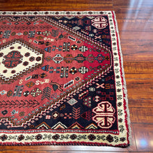 1950 PERSIAN SHIRAZ RUG 3’ 1” x 4’ 5” (MED.270)