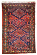 1960 PERSIAN HAMADAN RUG 3’ 6” x 6’ 6” (MED.160)