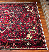 1950 PERSIAN HOSEYNABAD RUG 5’ 6” x 7’ 1” (MED.58)