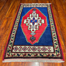 1940 TURKISH SIVAS RUG 1’ 9” x 3’ 3” (SMA.204)