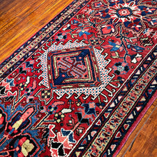 1950 PERSIAN HERIZ RUG 3’ 3” x 12’ 2” (RUN.FEA.320)