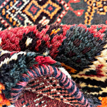 1950 SHIRAZ RUG 3’ 5” x 4’ 7” (MED.87)