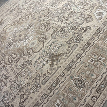 1970 PERSIAN TABRIZ RUG 9’ 7” x 12’ 10” (LAR.500)