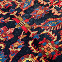 1950 PERSIAN BORUJERD RUG 4’ 7” x 6’ 5” (MED.FEA.49)