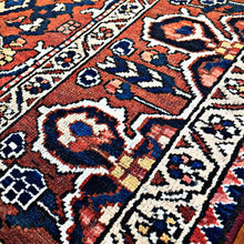 1940 PERSIAN BAKHTIARI RUG 8’ 7” x 11’ 5” (LAR.1313)