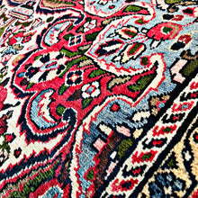 1940 BORCHALU RUG 4’ 9” x 6’ 6” (MED.6193)