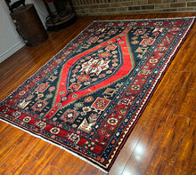 1950 PERSIAN SHAHSAVAN RUG 5’ 1” x 7’ 3” (MED.FEA.27)