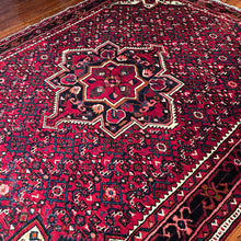 1950 PERSIAN HOSEYNABAD RUG 5’ 6” x 7’ 1” (MED.58)