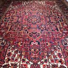 1950 PERSIAN HERIZ RUG 9’ 8” x 12’ 8” (LARG.36)