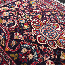 1940 KASHAN RUG 2’ 3” x 3’ 3” (SMA#1331)