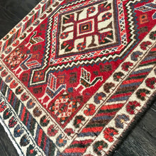 1940 SHIRAZ RUG 1’ 8” x 2’ 8” (SMA#514)