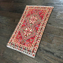 1940 SHIRAZ RUG 1’ 8” x 2’ 8” (SMA#514)